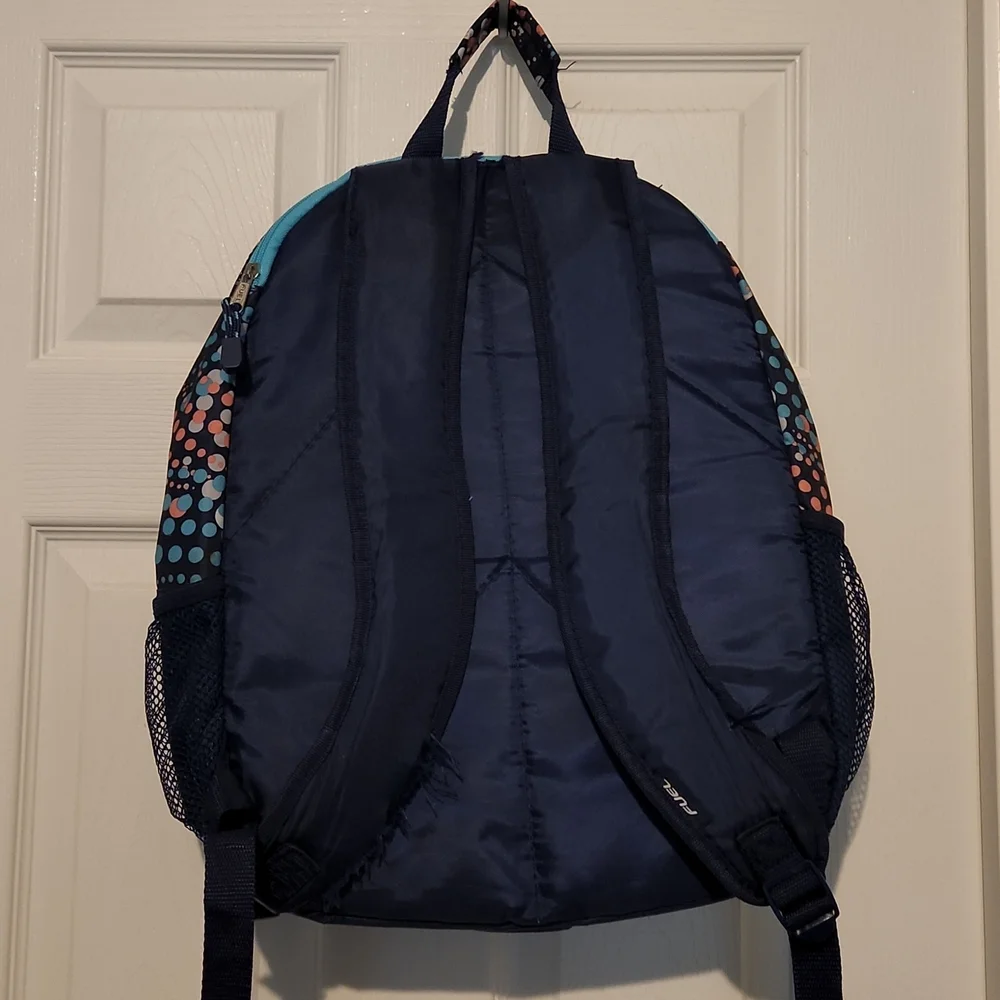 Fuel Backpack - Picture 4 of 6